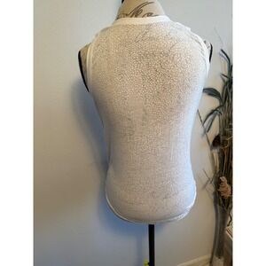 Lululemon White Sleeveless Tank Top Activewear Twist Front Athletic Yoga